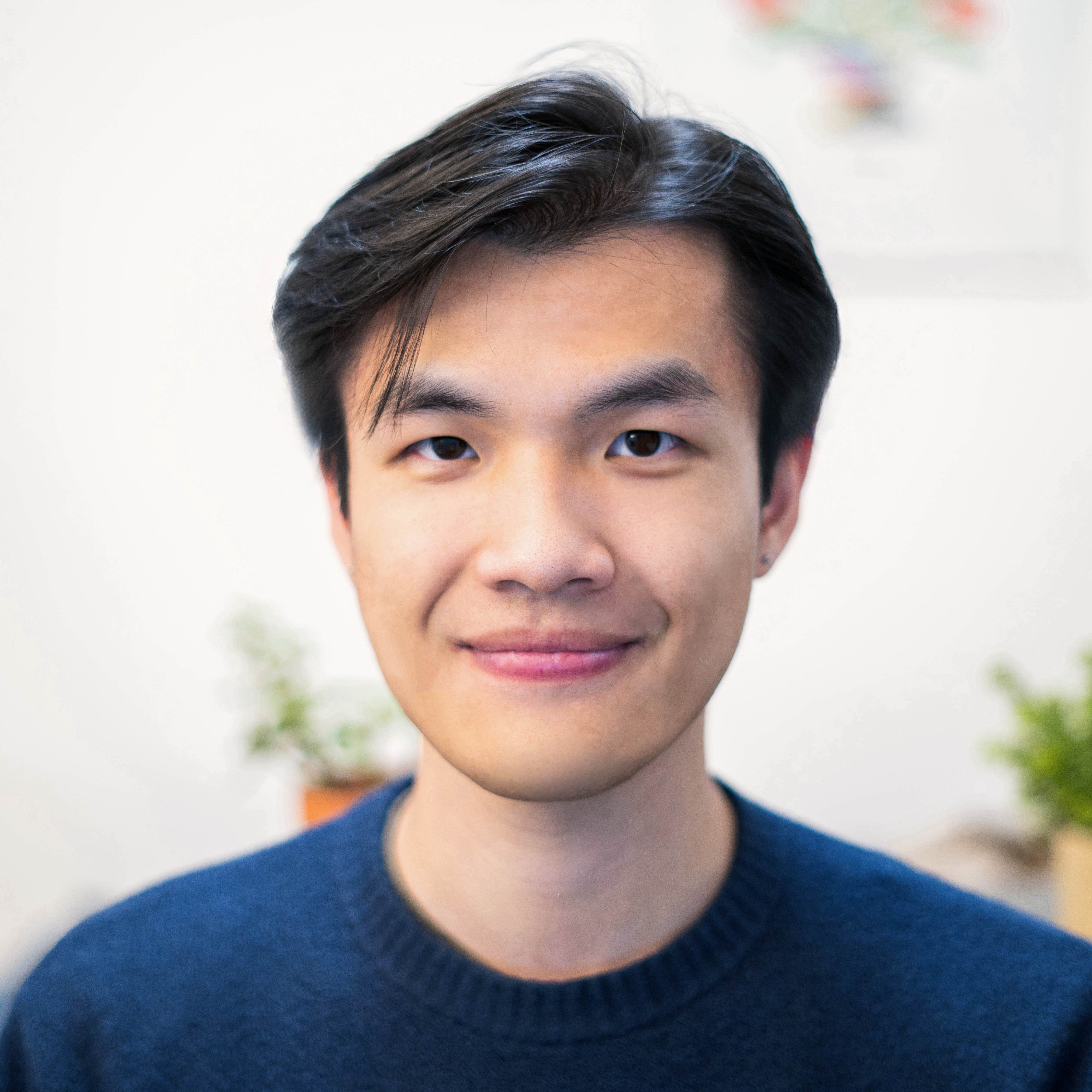 Ruoshi Liu